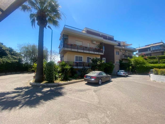 Appartamento con 6 locali in vendita in Via Giovannino, Nuovalucello Leonardo Da Vinci, Catania