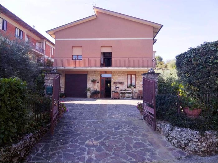 Casa con 6 locali in vendita in Centro, Città della Pieve