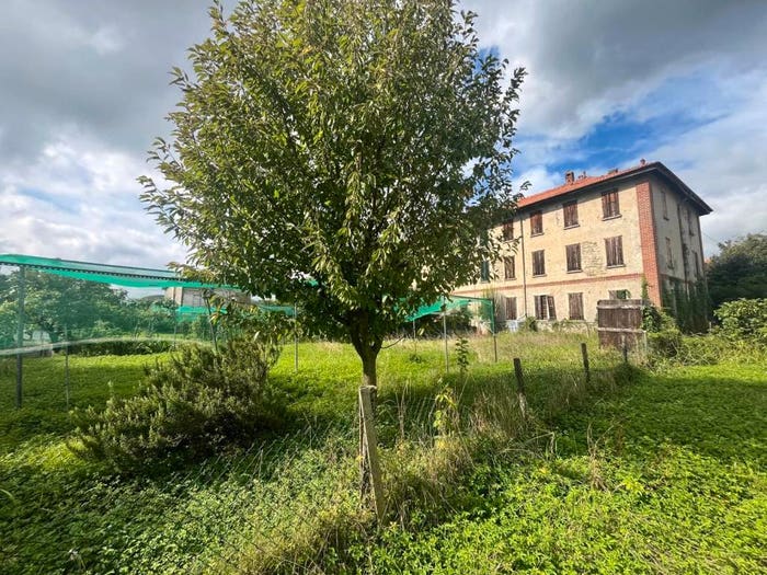 Casa con 6 locali in vendita in Via Risorgimento, Centro, Costa Masnaga