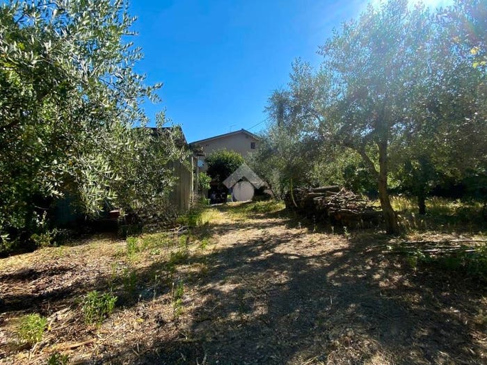 Casa quadrilocale in vendita in Via Uso, Poggio Torriana