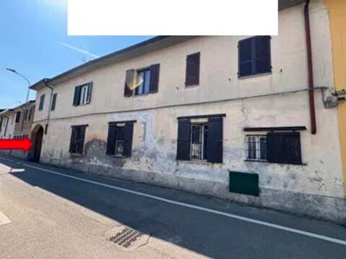 Appartamento trilocale in vendita in Via San Pietro, Centro, Garlasco