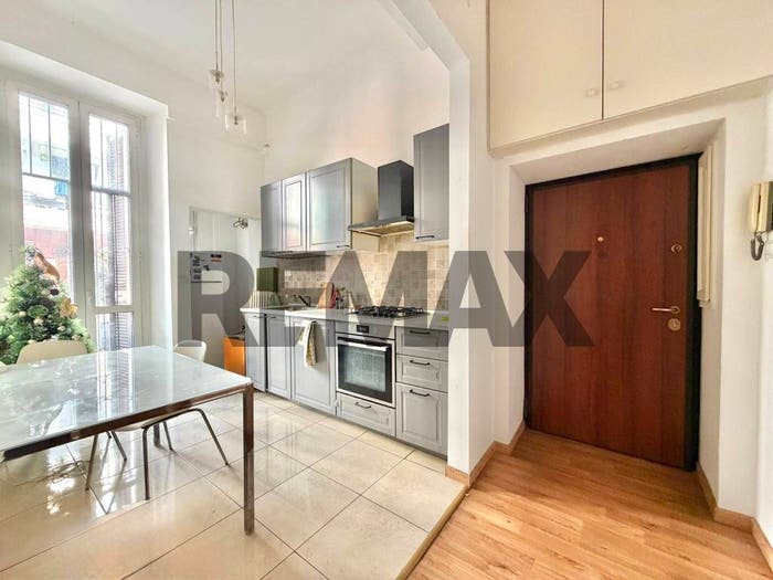 Appartamento trilocale in vendita in Via Luigi Vanvitelli, Città Studi, Milano