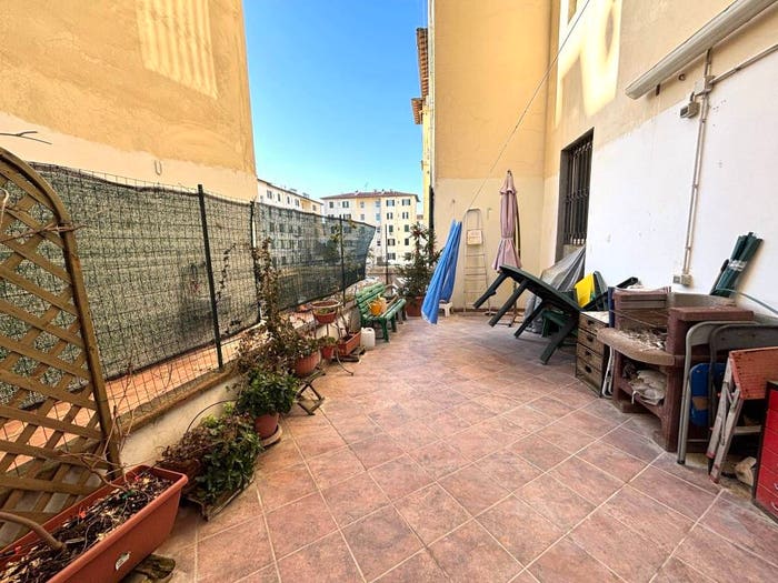 Appartamento trilocale in vendita in Via Ottavio Rinuccini, Porta al Prato San Jacopino, Firenze