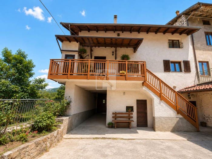 Casa con 5 locali in vendita in Via Sottoprada, Prada, Brentonico