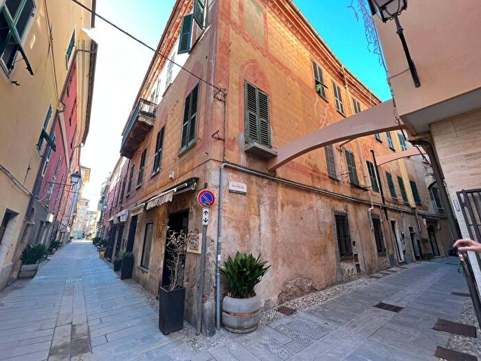 Appartamento con 5 locali in vendita in Via Indipendenza, Centro, Ceriale