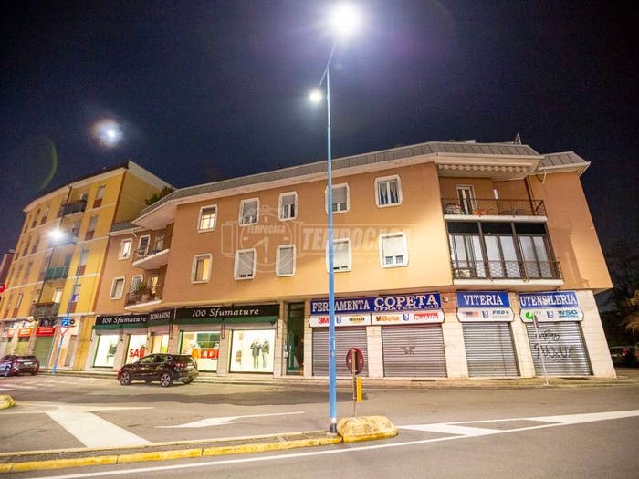 Appartamento trilocale in vendita in Via Valcamonica P, Violino, Brescia