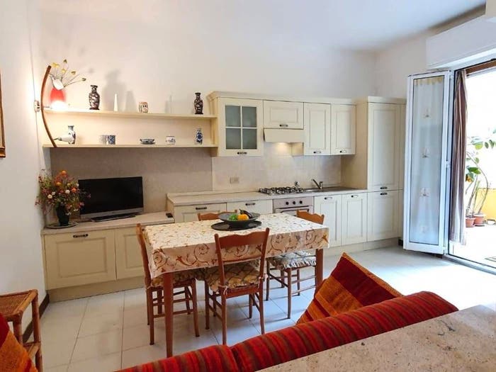 Appartamento bilocale in vendita in Via Leonardo da Vinci Alassio SV Italia, Via Roma Borgo Barusso, Alassio