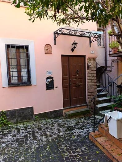 Appartamento quadrilocale in vendita in Via della Madonnella, Centro, Morlupo