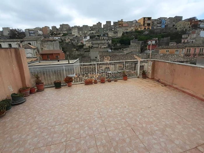 Casa con 6 locali in vendita in Via Calendoli, Centro, Palazzolo Acreide