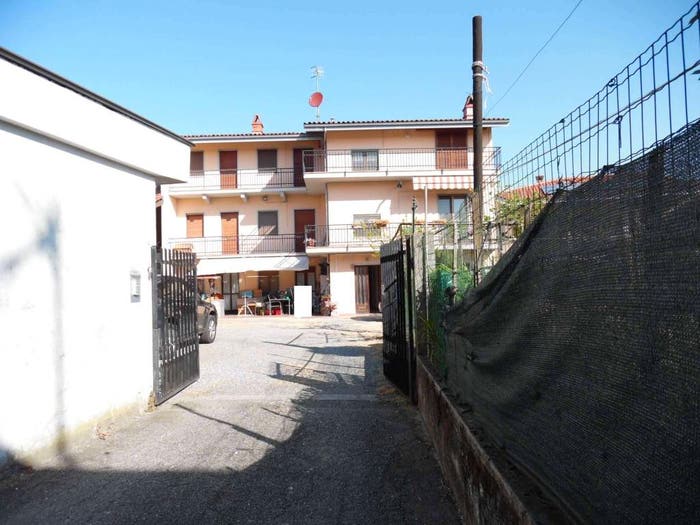 Casa con 6 locali in vendita in via Roma, Cascinette d'Ivrea