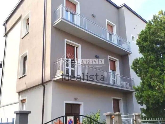 Appartamento quadrilocale in vendita in Montanara Cinghio, Parma