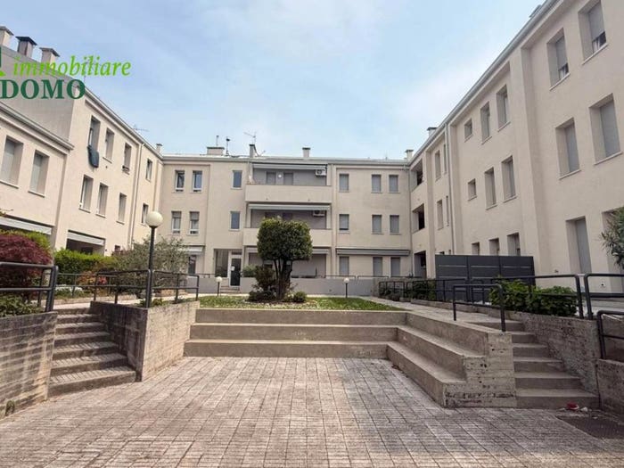 Appartamento quadrilocale in vendita in Centro, San Vito di Leguzzano