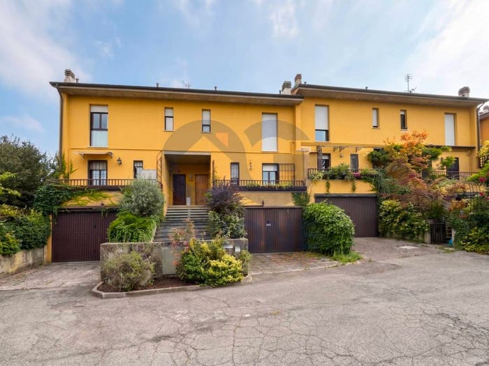Casa con 5 locali in vendita in Via Verona, Monte San Giovanni, Monte San Pietro