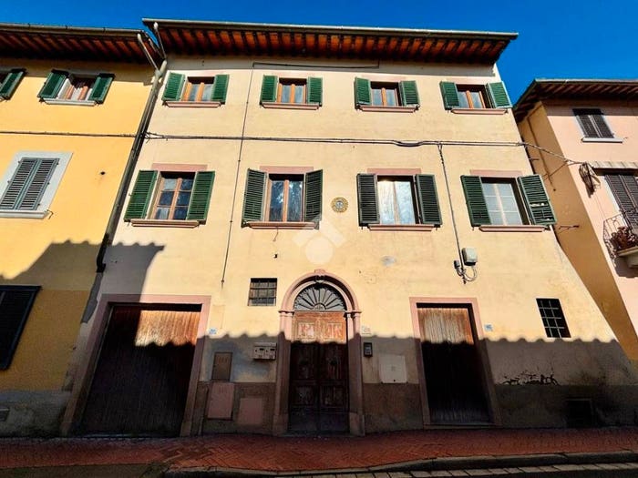 Casa con 6 locali in vendita in VIA FRATELLI CERVI, Centro, Montelupo Fiorentino
