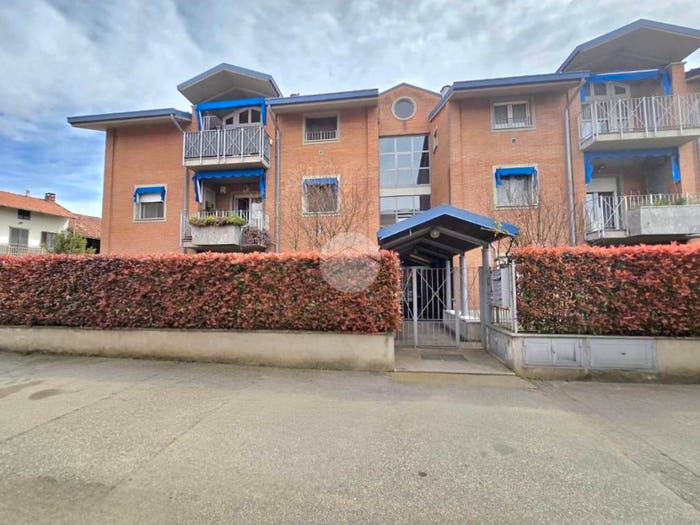 Appartamento trilocale in vendita in Via professore carlo fiorio, Montanaro