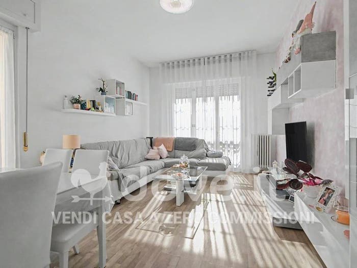 Appartamento trilocale in vendita in Viale Milano, Torretta Martinetta San Grato, Lodi