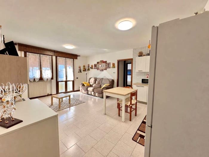Appartamento trilocale in vendita in Via Gastaldello, Centro, Casalserugo