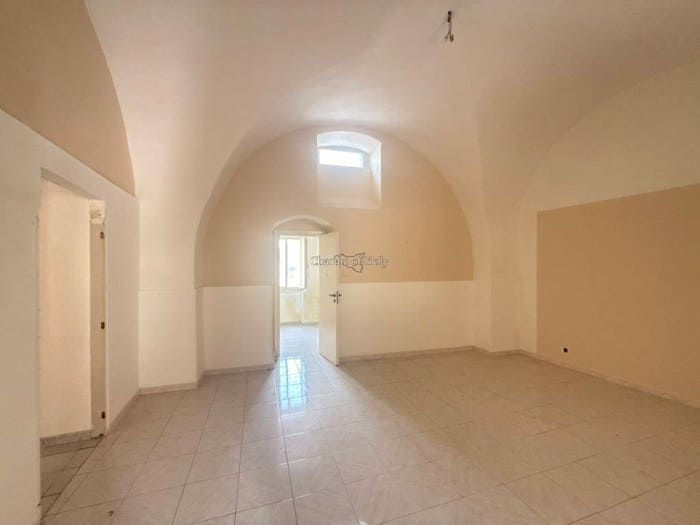 Casa trilocale in vendita in Via Scala, Modica Bassa, Modica
