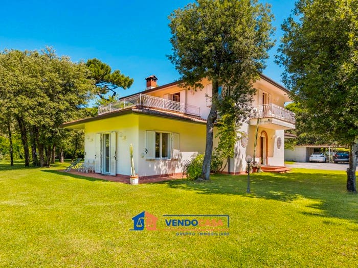 Casa con 6 locali in vendita in Viale Italico, Centro, Forte dei Marmi