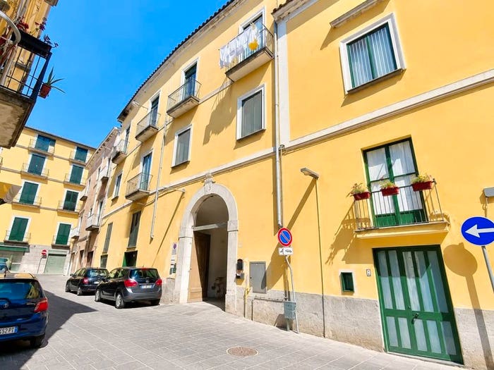 Appartamento bilocale in vendita in Via Raffaele Baldi, Centro, Cava de' Tirreni
