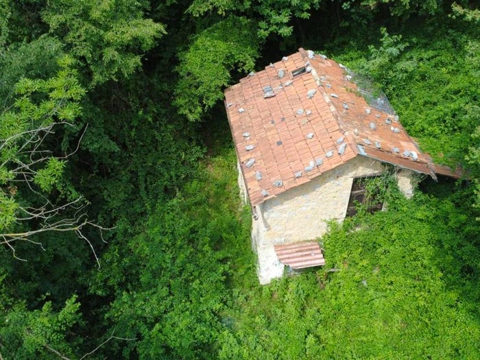 Casa bilocale in vendita in Via Catabione, Orezzo, Gazzaniga