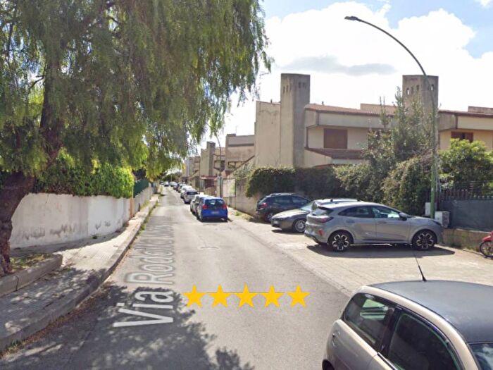 Appartamento con 6 locali in vendita in Via Morandi, Carbonazzi Acquedotto, Sassari