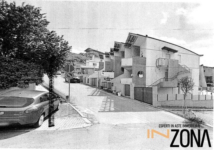 Appartamento trilocale in vendita in Via Cocchione Cappelle sul Tavo PE Italia, Cappelle sul Tavo