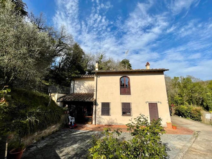 Casa con 6 locali in vendita in via del colle di san martino in colle capannori, Gragnano Lappato, Capannori