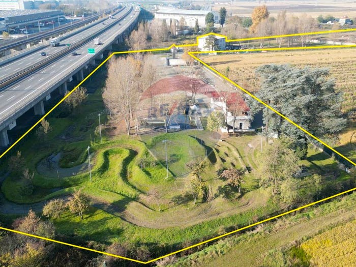 Casa con 6 locali in vendita in sp, Santa Rita, Novara