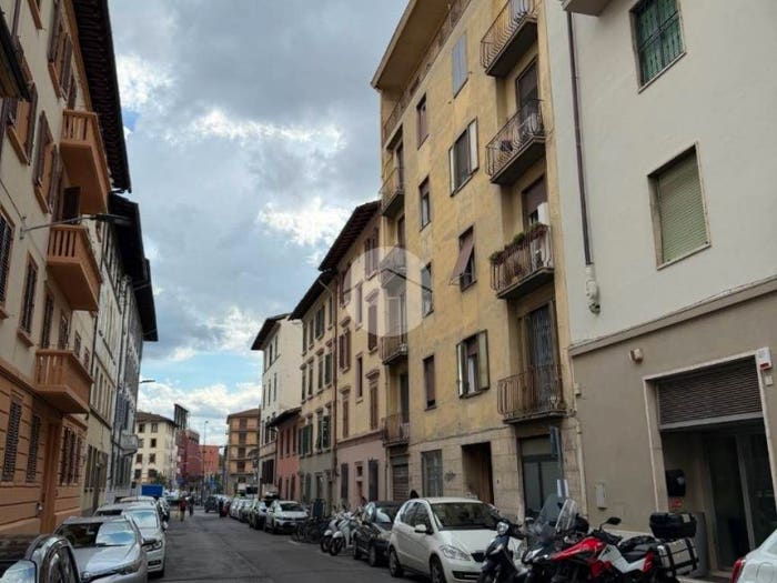 Appartamento quadrilocale in vendita in VIA CASSIA, Porta al Prato San Jacopino, Firenze