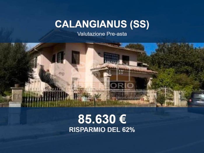 Casa con 6 locali in vendita in Via Tempio, Calangianus