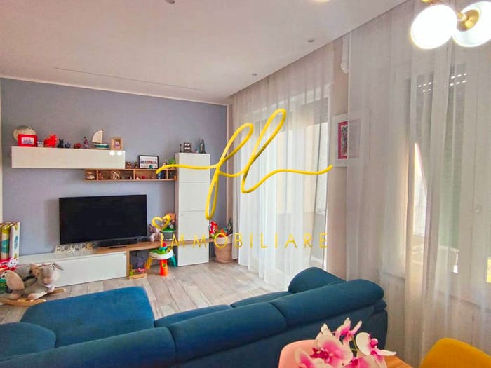 Appartamento quadrilocale in vendita in Centro, Campiglia Marittima