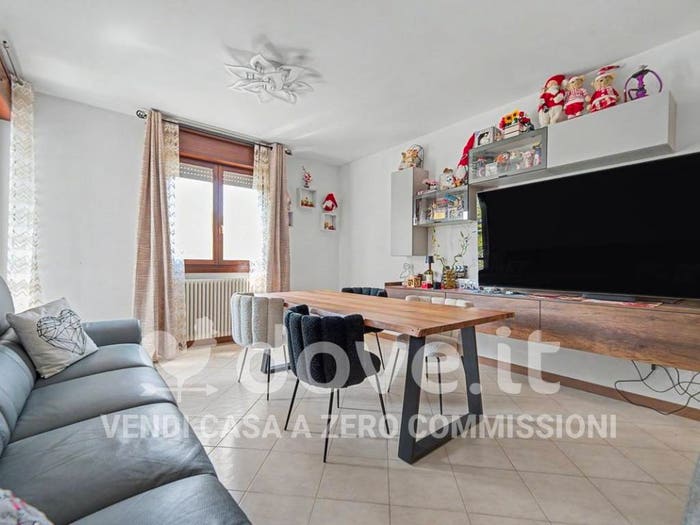 Appartamento trilocale in vendita in Via Monsignor Placido Ponchia, Salboro, Padova
