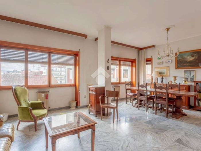Appartamento con 5 locali in vendita in Via Arnolfo, Beccaria Colombo, Firenze
