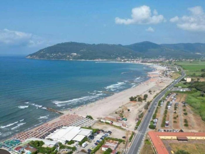 Appartamento quadrilocale in vendita in VIA GRAMSCI, Luni Mare, Luni