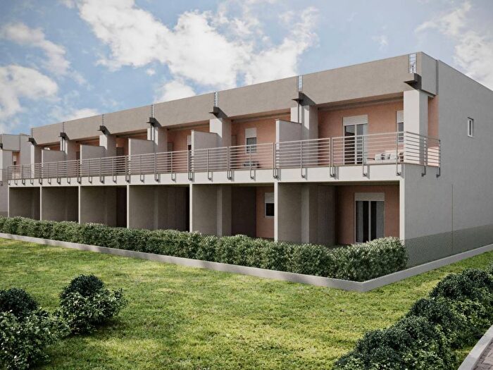 Casa con 5 locali in vendita in Cattabrighe Vismara, Pesaro