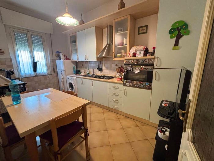 Appartamento trilocale in vendita in Via Libia, Saione, Arezzo