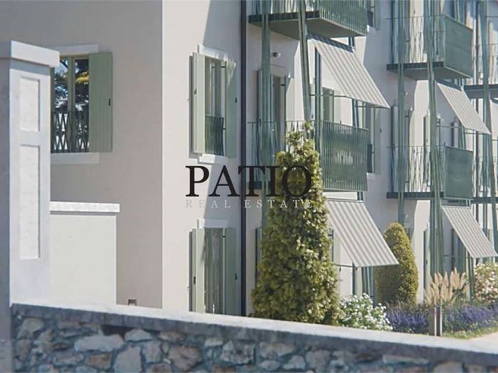 Appartamento trilocale in vendita in via Battista Mondelli, Cernobbio