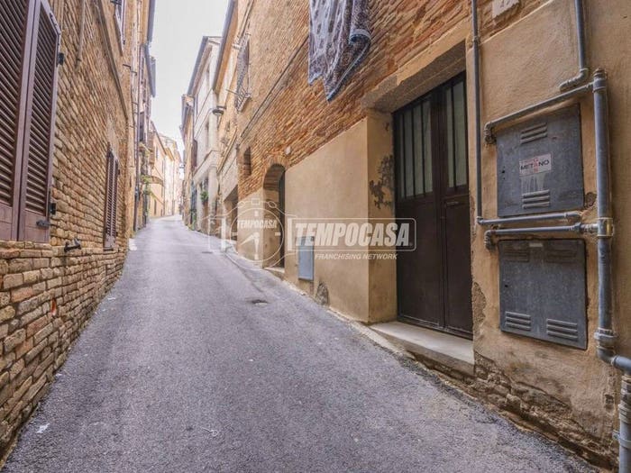 Appartamento trilocale in vendita in Via Antonio Mollari, Centro, Corridonia