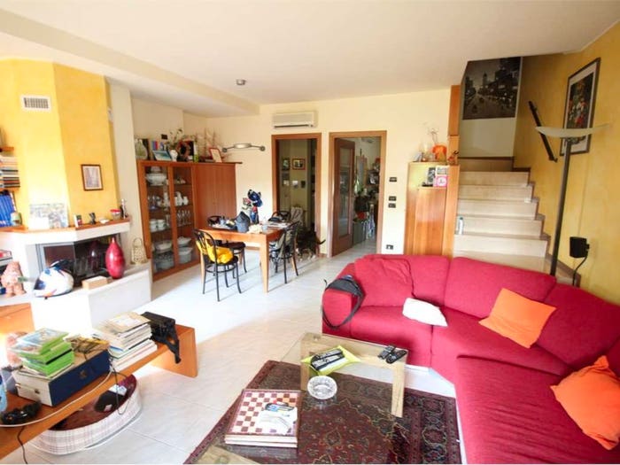 Appartamento quadrilocale in vendita in Centro, Montelabbate