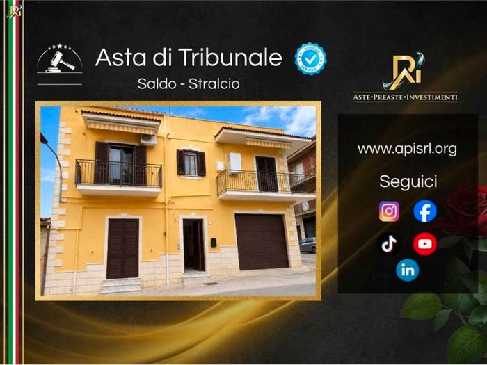 Appartamento con 6 locali in vendita in Via L'Aquila, Canicattì