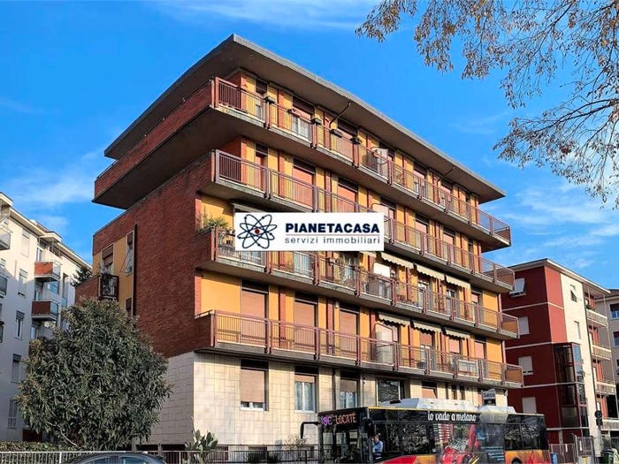Appartamento quadrilocale in vendita in Via Broseta, San Paolo, Bergamo