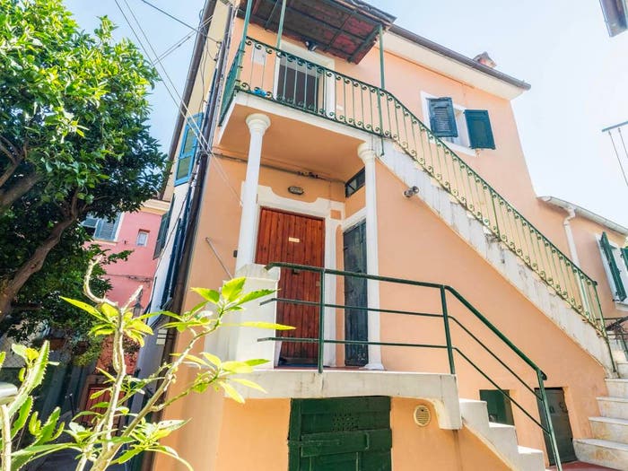Appartamento trilocale in vendita in Vicolo Chiuso del Finollo, Centro, Levanto