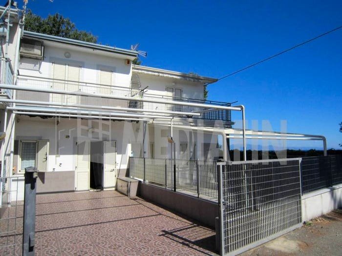 Casa quadrilocale in vendita in CONTRADA MOMENA, Momena, CoriglianoRossano