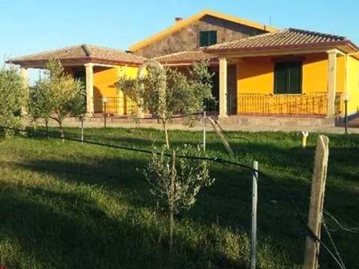 Casa con 5 locali in vendita in Codrongianos
