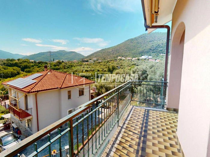 Appartamento bilocale in vendita in Via Marici, Centro, Boissano