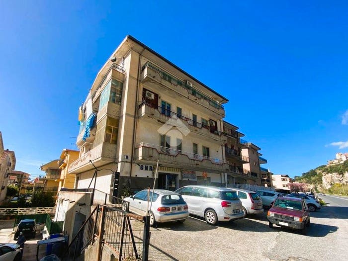 Appartamento trilocale in vendita in SS Tirrena Inferiore, Cetraro Marina, Cetraro