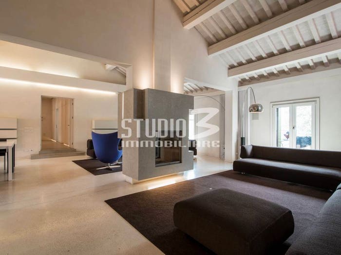 Casa con 6 locali in vendita in Via Santa Sofia, Santa Sofia Altinate, Padova