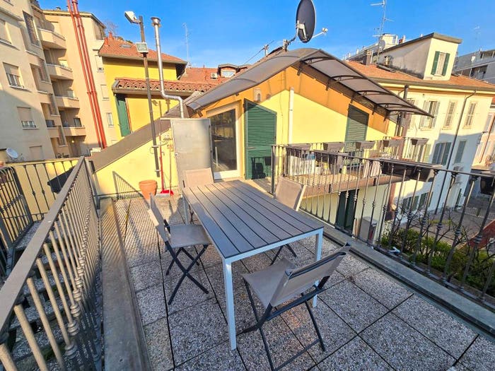 Appartamento quadrilocale in vendita in Via Generale Egidio Osio, Centro Storico, Monza