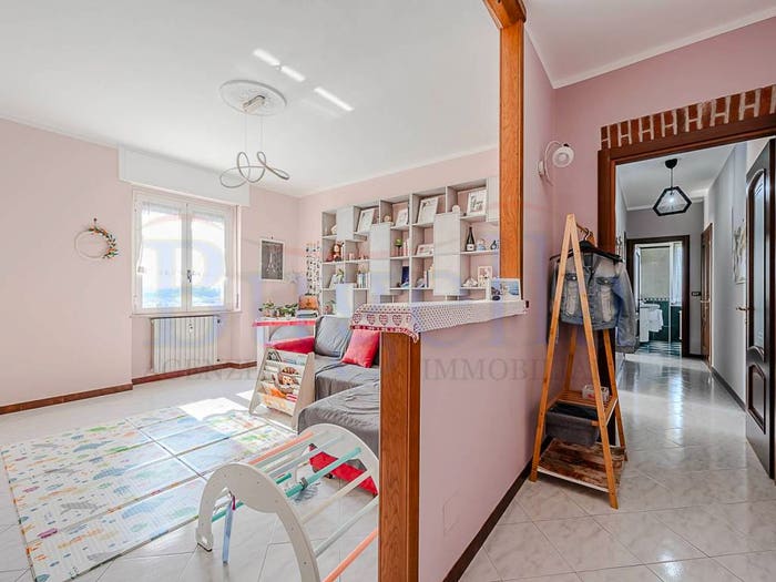 Appartamento quadrilocale in vendita in Via Dante Alighieri, Centro, Cossato